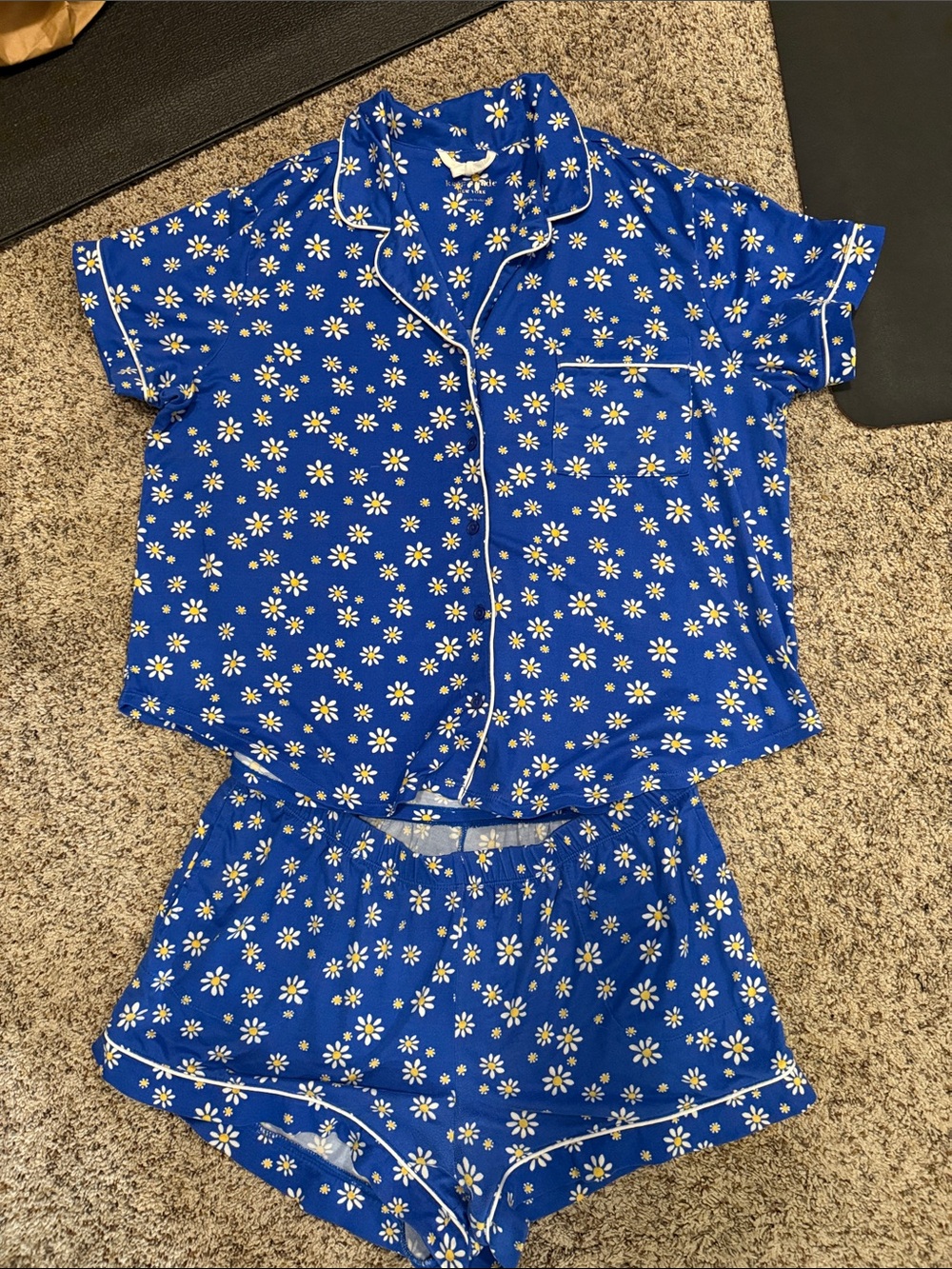 Kate Spade Blue Daisy Short Pajama Set Size Large